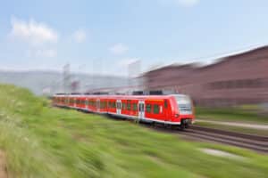 Fußgänger sind am Bahnübergang besonders gefährdet