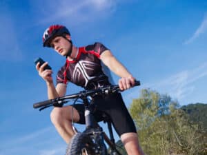 Das Telefonieren auf dem Fahrrad ist nur mit einem Headset erlaubt.