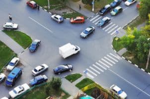 Wenn Verkehrsüberwachung zu geordnetem Verkehrsfluss führt, ist das gut für Einwohner und Wirtschaft einer Stadt.