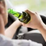 Alkohol am Steuer: Unter 21 gilt die Null-Promille-Grenze.