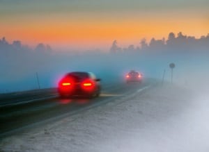 Mit dem Auto in Belgien unterwegs zu sein, bedeutet auch die Regeln zur Nebelschlussleuchte zu kennen.