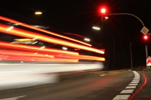 Estland mit dem Auto am besten ohne Verstoß erkunden: Bußgelder können in Deutschland vollstreckt werden.