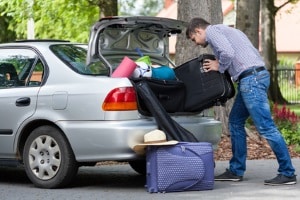 Auch die richtige Beladung hilft, Sprit zu sparen. Je mehr Ihr Auto zu schleppen hat, desto mehr verbraucht es auch.