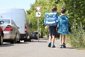 Zu Verkehrserziehung in der Grundschule gehört auch das Schulwegtraining.