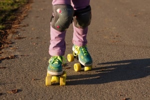 Ein verkehrsberuhigter Bereich dient dem Schutz spielender Kinder.