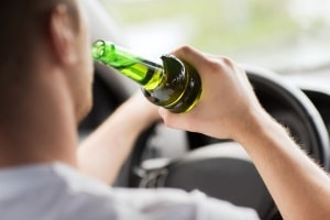 Gilt auch bei Alkohol am Steuer: Das Fahrverbot für Wiederholungstäter.