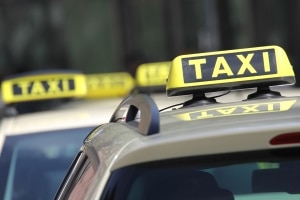 Seit 2014 gilt auch für Taxifahrer die Anschnallpflicht.