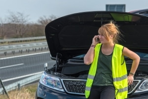 Ist keine Warnweste im LKW vorhanden, muss mit Bußgeldern gerechnet werden.