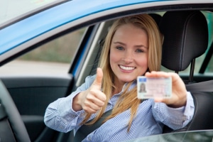 Führerschein aus dem Ausland: Wie die Anerkennung geregelt ist, erfahren Sie hier.