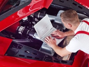 Firmen müssen für berechtigte Mitarbeiter eine Werkstattkarte immer beantragen.