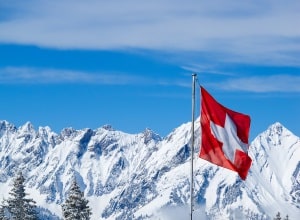 Nur lokal in der Schweiz möglich: Eine Schneekettenpflicht.