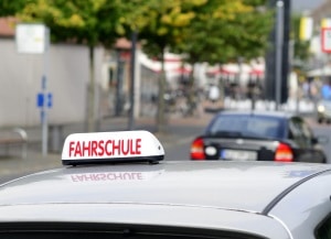 Einen Nicht-EU-Führerschein umschreiben zu lassen , kann erneute Prüfungen bedeuten.