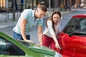 Wurde das Auto bei einer Rempler nur oberflächlich zerkratzt, gilt es in der Regel weiterhin als unfallfrei.