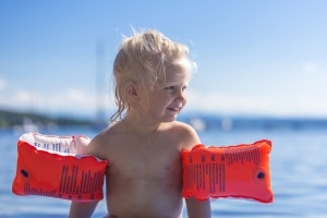 Die Kenntnis der Baderegeln sorgt für mehr Sicherheit im Wasser.