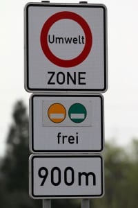 Ein LKW-Fahrverbot am Sonntag existiert in Belgien nicht, eines im Umweltzonen dagegen schon.