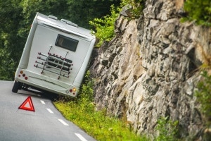 Wohnmobil: Die Regeln zum Verhalten im Verkehr sind für Verkehrsteilnehmer gleichermaßen gültig.