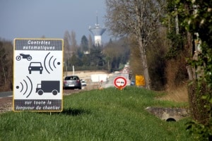 Punkte werden in Frankreich schon bei geringen Tempoverstößen abgezogen.