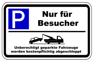 Was gilt es zu beachten, wenn Schilder auf einen Besucherparkplatz hinweisen?