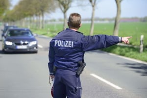 Bei welchen Verfehlungen wendet die Polizei den Strafenkatalog an?