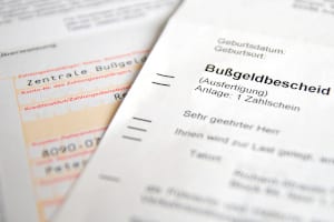 Felgenschutz beschädigt, 150€ Bußgeld & 1 Punkt in F